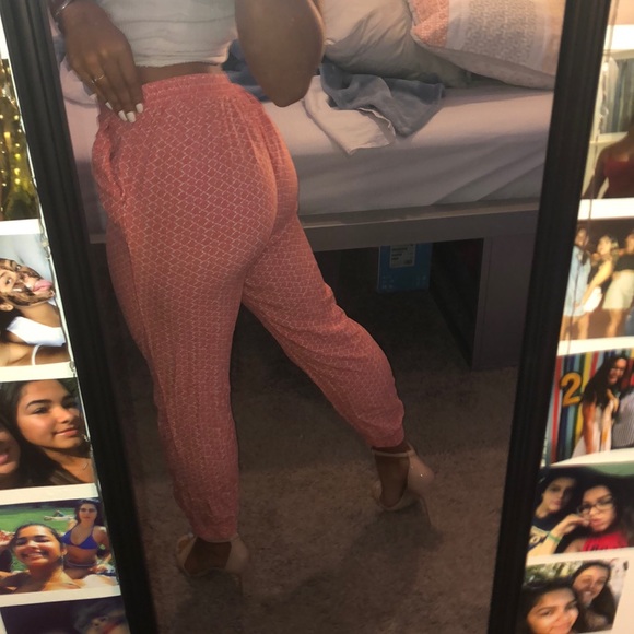 Flowy pink pants - Picture 3 of 5